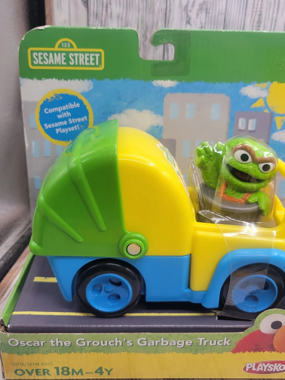 Sesame Street Toys - Oscar The Grouch And Grover
